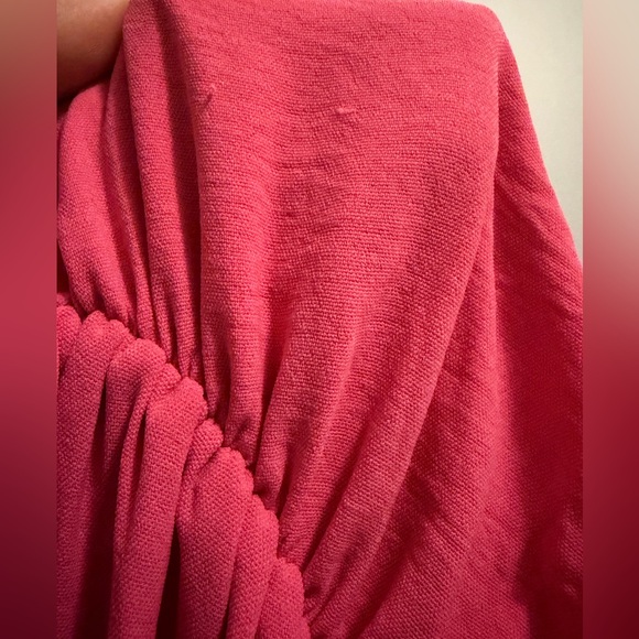 Elegant Pink Off-Shoulder Dress - Picture 8 of 8